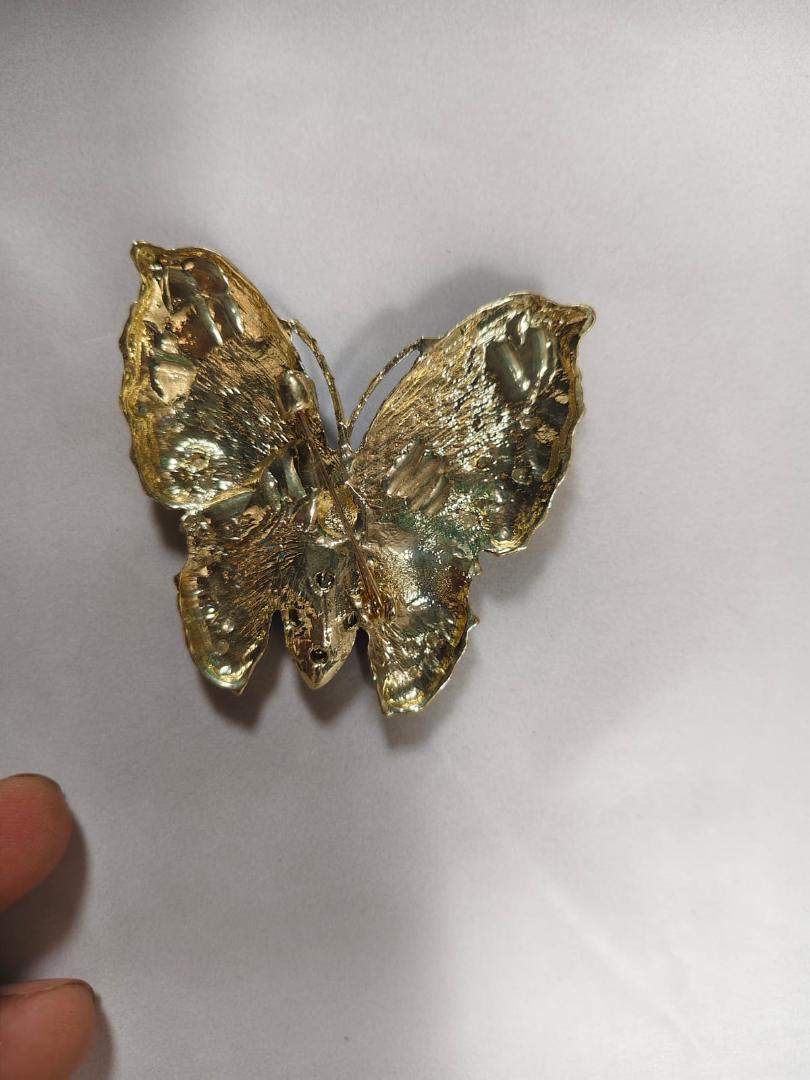 butterfly improted  premium brooch blue color and stone work