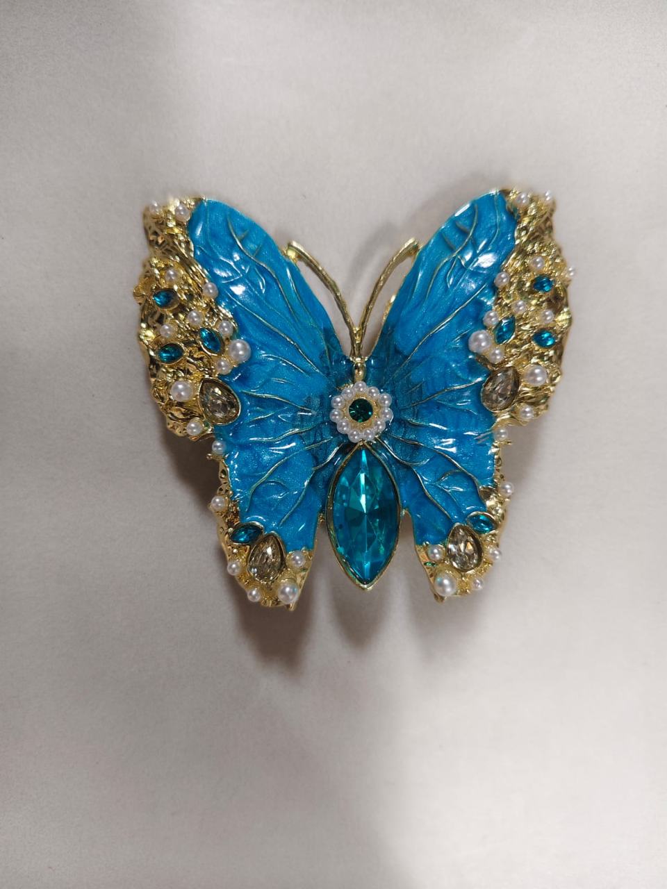 butterfly improted  premium brooch blue color and stone work