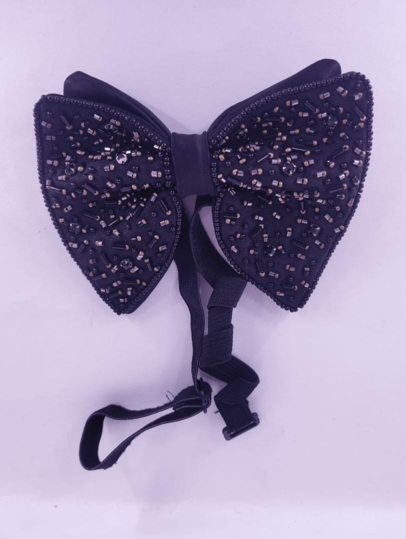 hand work bow tie black bass 001
