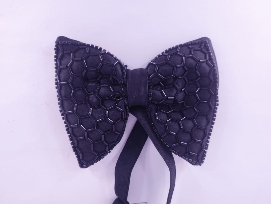 hand work bow tie black bass 002