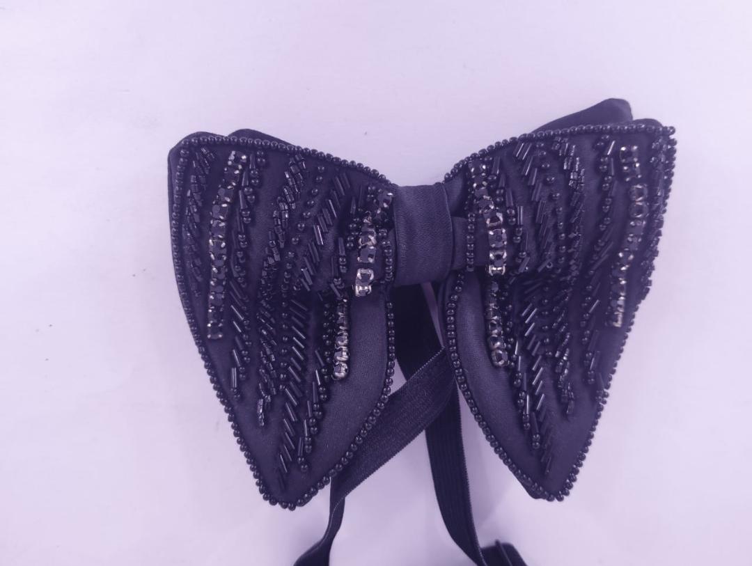 hand work bow tie black bass 003