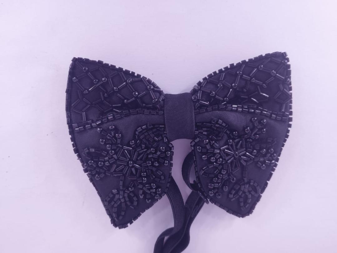 hand work bow tie black bass 005