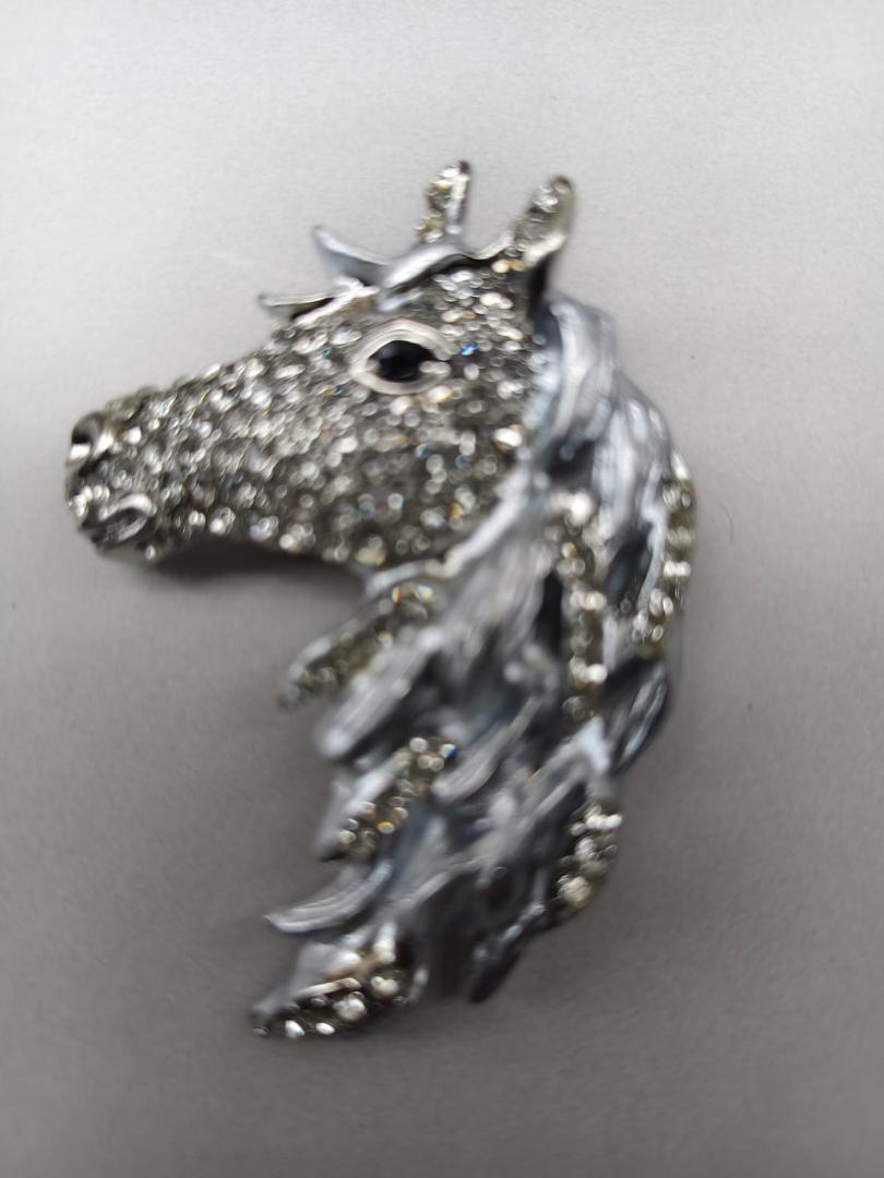 imported houes face  brooch sliver stone work  002