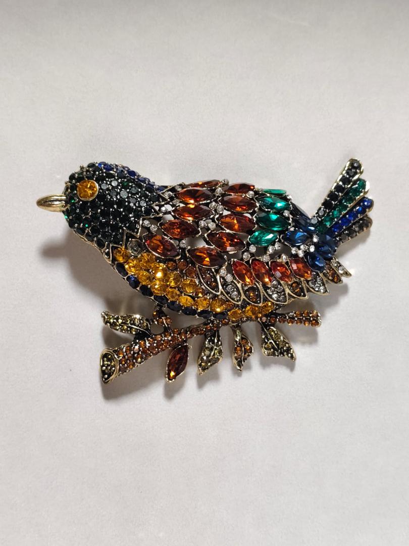 improted brooch multi color stone work  001
